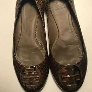 Price Drop ⬇️ Tory Burch Snake Skin Reva